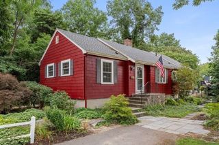 9 Brimblecomb, Marblehead, MA 01945