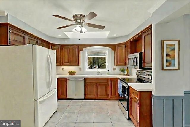 445 SAINT JOHNS DR, Camp Hill, PA 17011