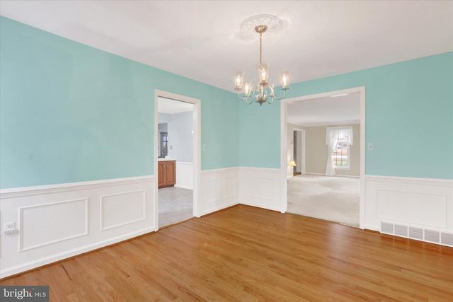 445 SAINT JOHNS DR, Camp Hill, PA 17011