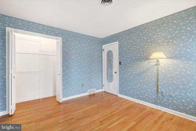 445 SAINT JOHNS DR, Camp Hill, PA 17011