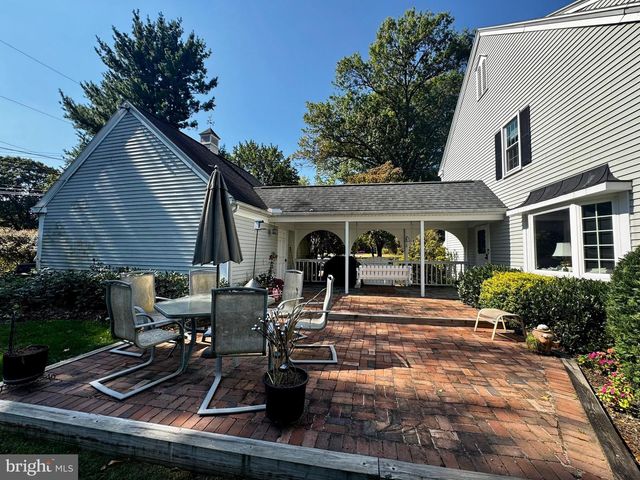 445 SAINT JOHNS DR, Camp Hill, PA 17011