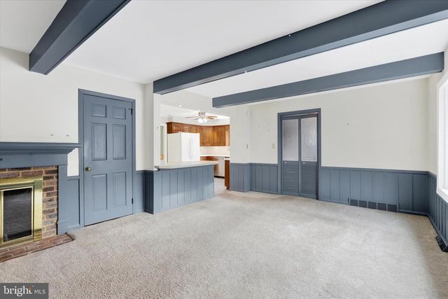 445 SAINT JOHNS DR, Camp Hill, PA 17011