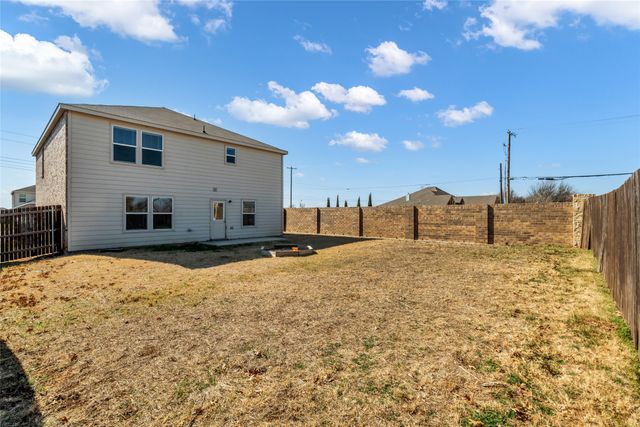 4748 Greenham Lane, Fort Worth, TX 76036