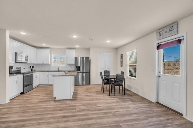 4748 Greenham Lane, Fort Worth, TX 76036