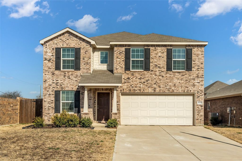 4748 Greenham Lane, Fort Worth, TX 76036