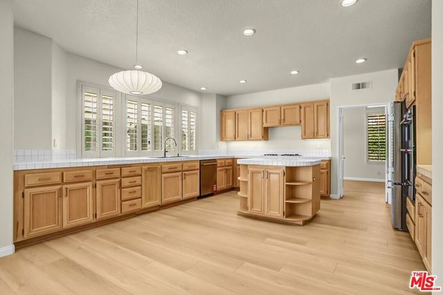 2605 Country Lane, Westlake Village, CA 91361