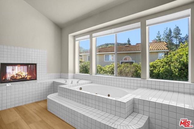 2605 Country Lane, Westlake Village, CA 91361