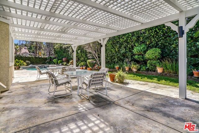 2605 Country Lane, Westlake Village, CA 91361