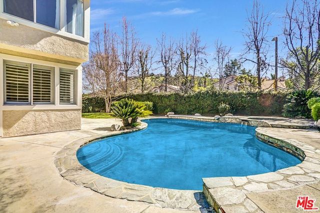 2605 Country Lane, Westlake Village, CA 91361