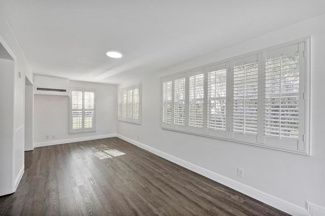 1384 Northampton Terrace, Wellington, FL 33414
