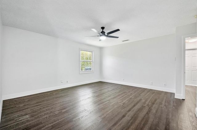 1384 Northampton Terrace, Wellington, FL 33414