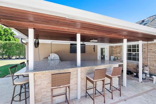 1384 Northampton Terrace, Wellington, FL 33414