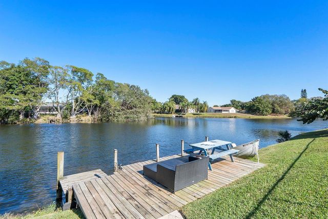 1384 Northampton Terrace, Wellington, FL 33414