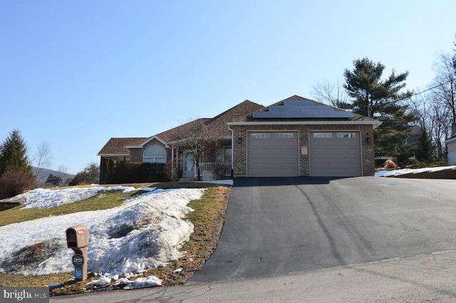 4 LINDEN CT, Ashland, PA 17921