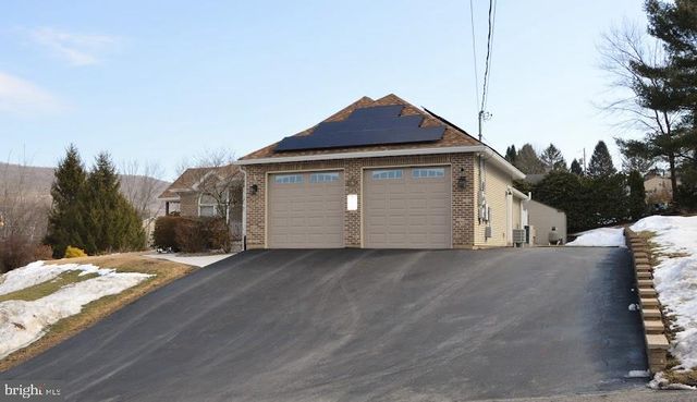 4 LINDEN CT, Ashland, PA 17921