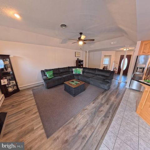 4 LINDEN CT, Ashland, PA 17921