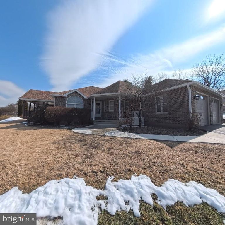 4 LINDEN CT, Ashland, PA 17921