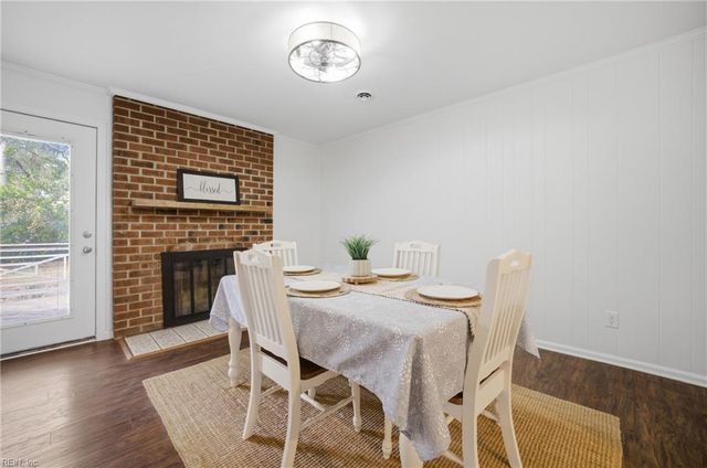 2020 Sarahs Creek Woods RD, Hayes, VA 23072