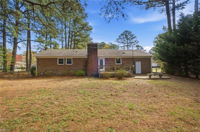 2020 Sarahs Creek Woods RD, Hayes, VA 23072