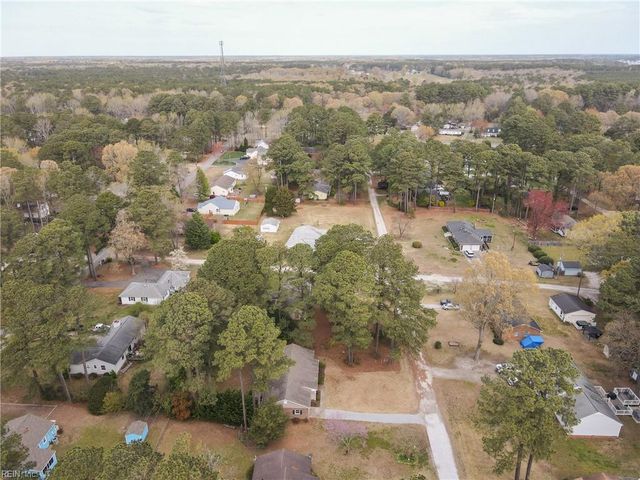 2020 Sarahs Creek Woods RD, Hayes, VA 23072