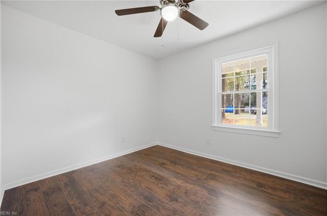 2020 Sarahs Creek Woods RD, Hayes, VA 23072