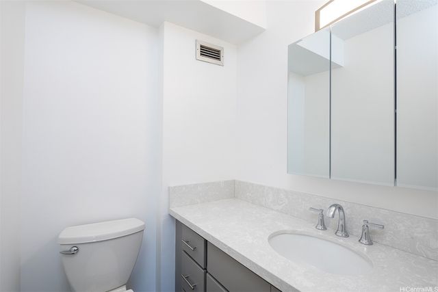 818 South King Street 1301, Honolulu, HI 96813