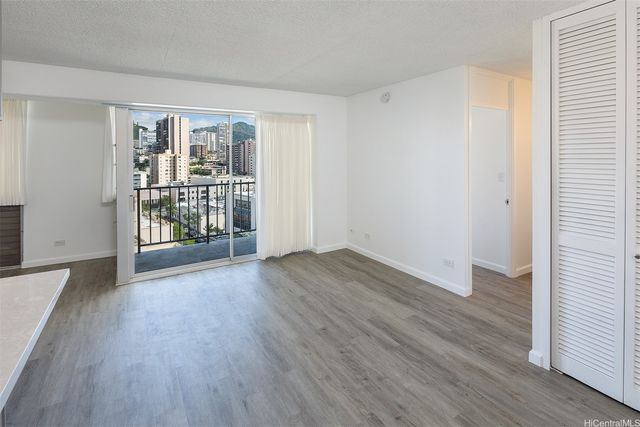 818 South King Street 1301, Honolulu, HI 96813