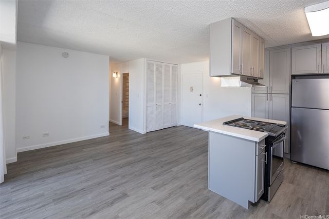 818 South King Street 1301, Honolulu, HI 96813