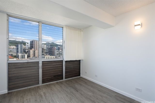 818 South King Street 1301, Honolulu, HI 96813