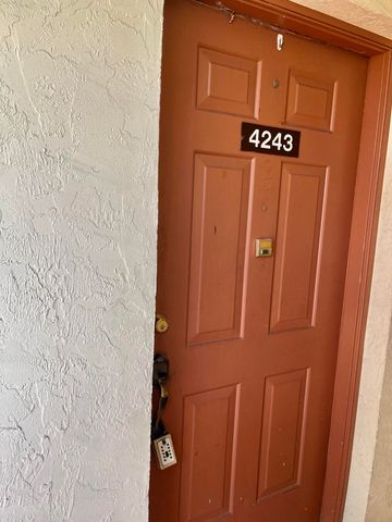 4243 Oak Terrace Drive 4243, Greenacres, FL 33463