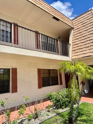 4243 Oak Terrace Drive 4243, Greenacres, FL 33463