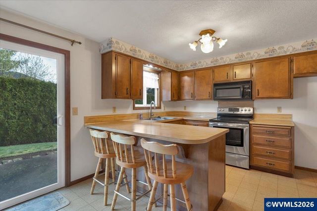 4954 Joien Ct SE, Salem, OR 97302