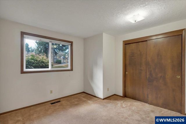 4954 Joien Ct SE, Salem, OR 97302