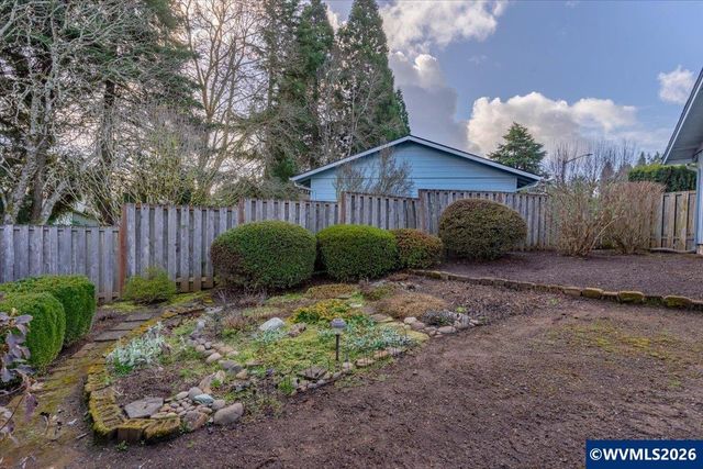 4954 Joien Ct SE, Salem, OR 97302
