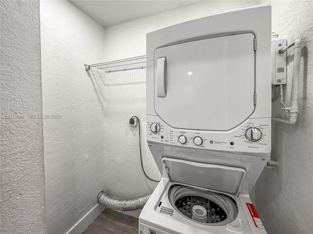 2620 NW 18th Terrace, Oakland Park, FL 33311