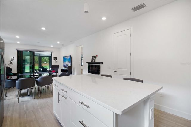 6713 ALSTEAD CIRCLE, Lakewood Ranch, FL 34202