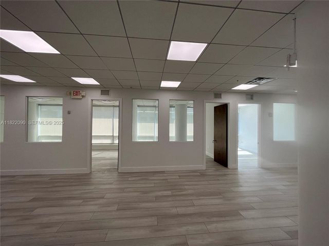 20900 NE 30th Avenue 410411412, Aventura, FL 33180