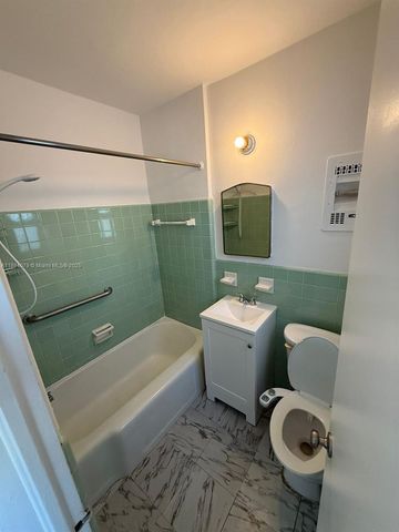10074 E Bay Harbor Dr 74C, Bay Harbor Islands, FL 33154