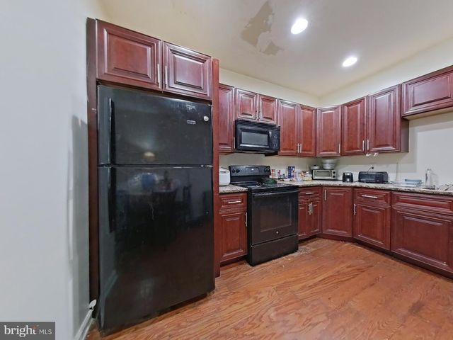 2141 N 18TH ST, Philadelphia, PA 19121