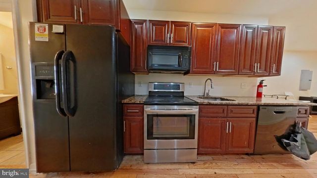 2141 N 18TH ST, Philadelphia, PA 19121