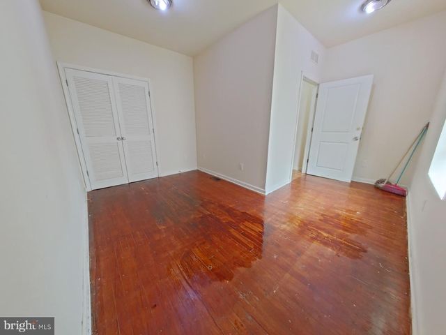 2141 N 18TH ST, Philadelphia, PA 19121