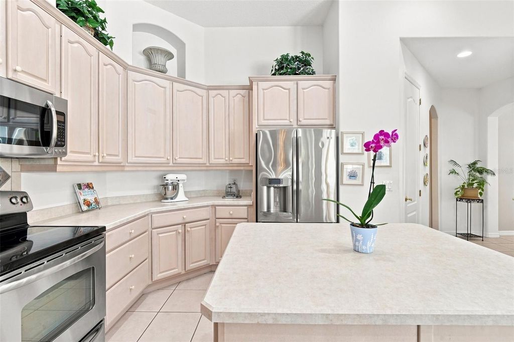 Image 13 of property listing at 1681 TIMBER EDGE DRIVE, Deland, FL 32724