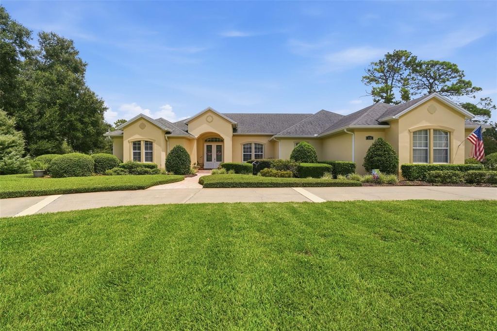 Image 3 of property listing at 1681 TIMBER EDGE DRIVE, Deland, FL 32724