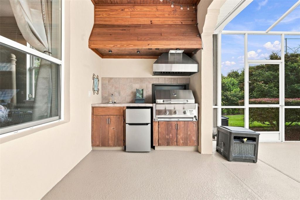 Image 37 of property listing at 1681 TIMBER EDGE DRIVE, Deland, FL 32724
