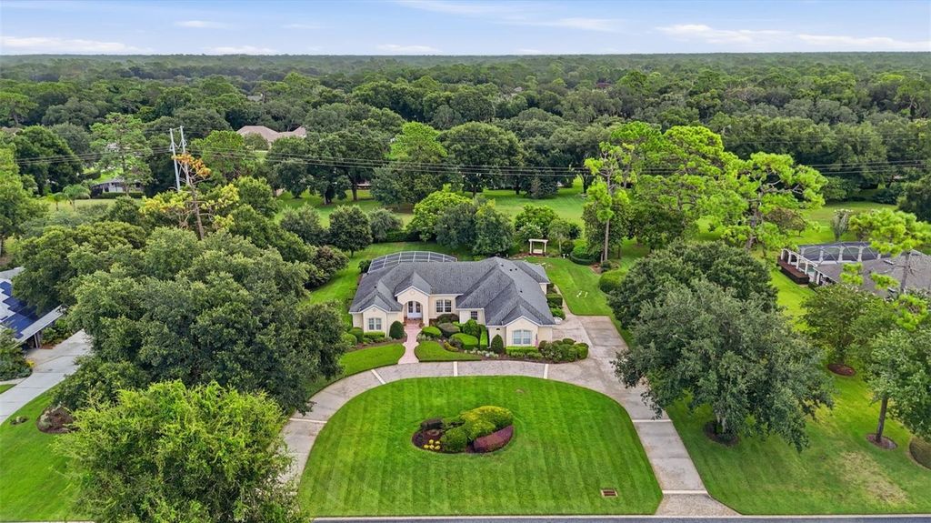 Image 45 of property listing at 1681 TIMBER EDGE DRIVE, Deland, FL 32724
