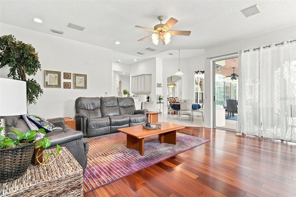 Image 10 of property listing at 1681 TIMBER EDGE DRIVE, Deland, FL 32724