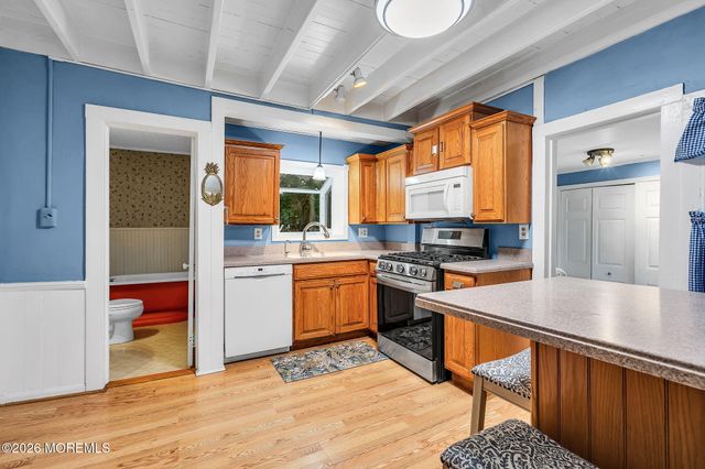 854 Bay Avenue, Toms River, NJ 08753