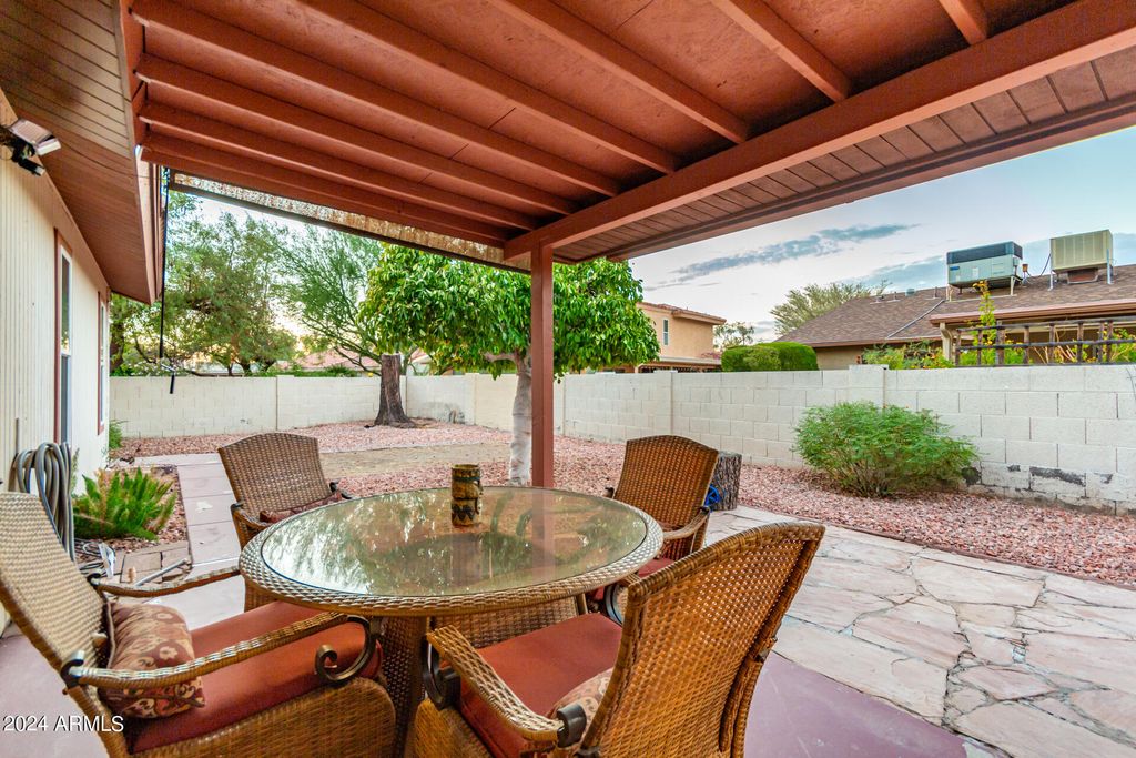Image 21 of property listing at 25629 S ONTARIO Drive, Sun Lakes, AZ 85248
