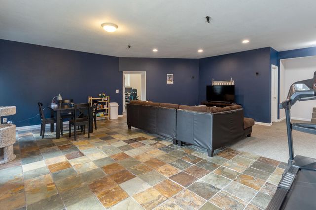 865 Quail Court, Watertown, MN 55388