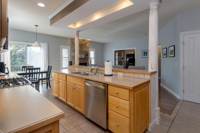 865 Quail Court, Watertown, MN 55388